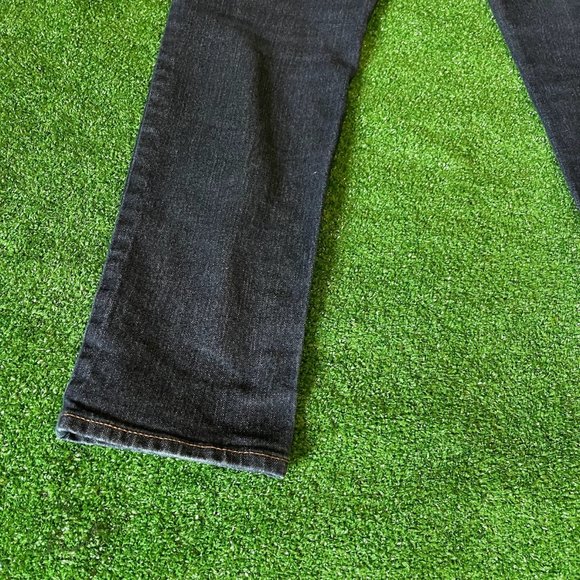 Old Navy Women's Original Mid Rise Slim Fit Mom Style Blue Jeans Pants Size 8 - Picture 10 of 11